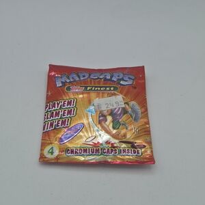 Topps Marscaps Chrome Caps Pack - Red/Gold Packaging